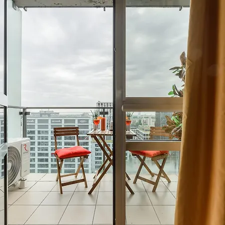 Lumina With Balcony Platinum Tower Apartmán Varšava